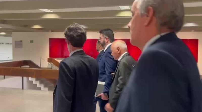 Mentiu e foi preso! Presidente da CPI do INSS perde a paciência e manda prender chefe da pesca