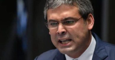 Lindbergh Farias faz grave acusação contra governador do Distrito Federal