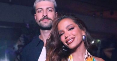 Anitta surge em momento raro ao lado do namorado Ian Bortolanza; veja foto