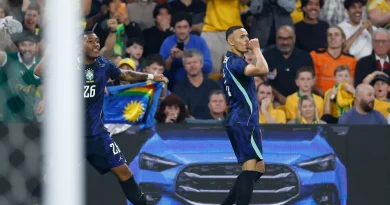 Ancelotti testa novo meio-campo e vê evolução da Seleção Brasileira